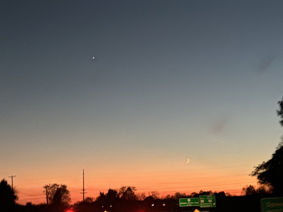 KC_TC6's tweet image. @fox4wx #SunsetAlert @MartinsvilleSwy