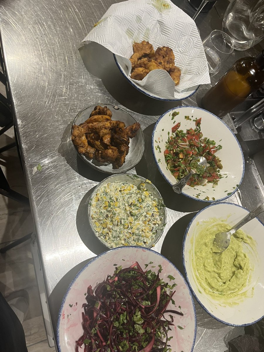 Julia Kitteringham 💙 tweet media