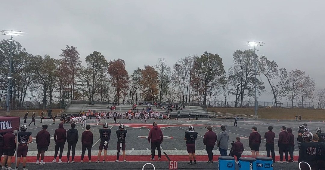 UnicornFarmgirl's tweet image. So grateful for a beautiful weekend filled with family, fun, football, farm animals, baking and fall weather!! ❤️🧡💛

#BeautifulWeekend #Fun #Family #CountryLife #Cows #FarmLife #CollegeFootball #Baking #ChocolateChipCookies #Grateful