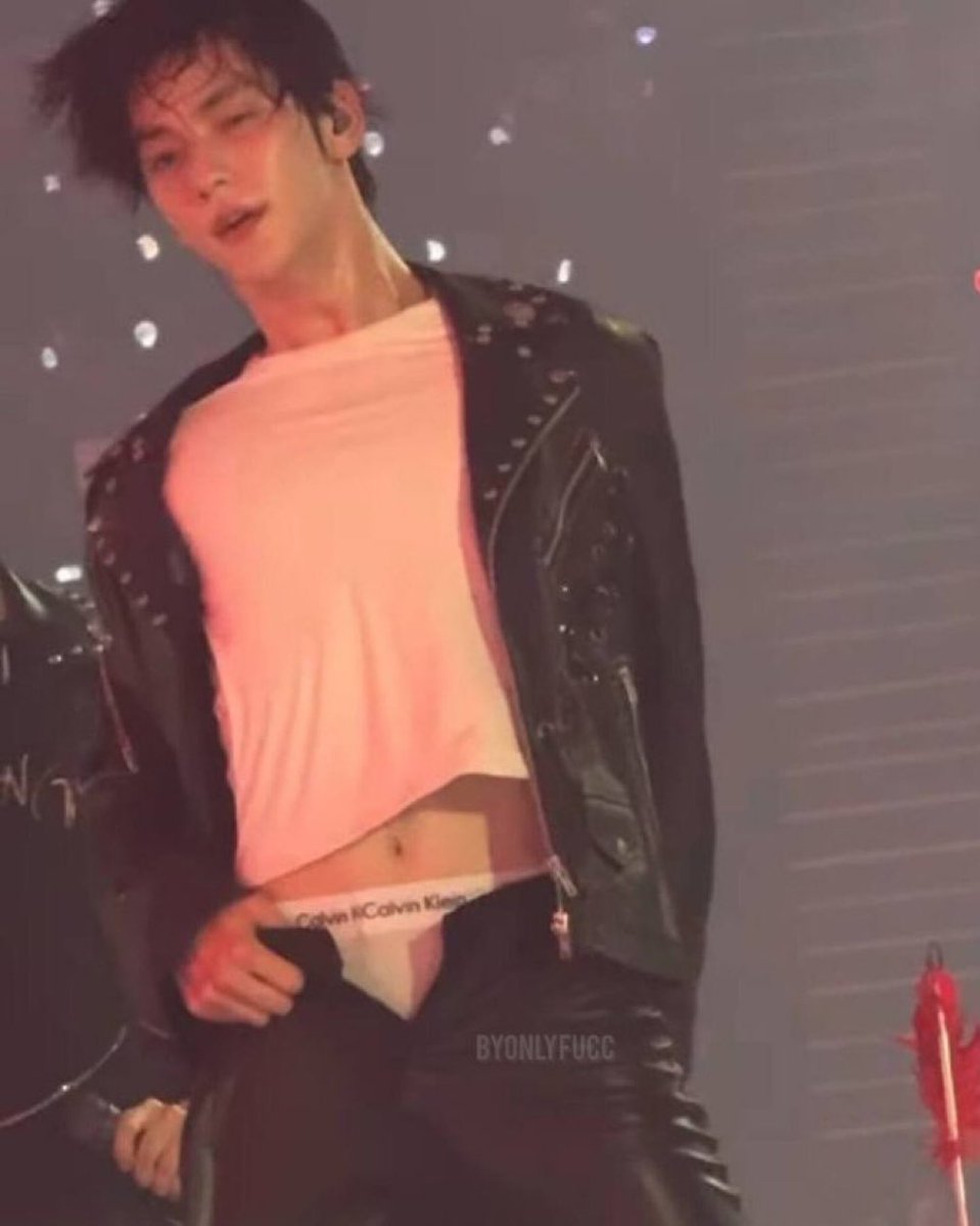 gyusbabybelly's tweet photo. they need to make him a ck ambassador at this point https://t.co/w09XaVOCYS