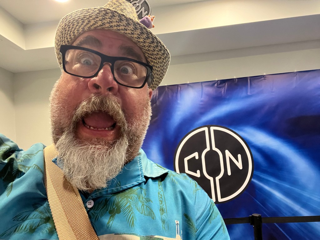 amrodsarmory's tweet photo. A month ago, I was sooooo excited to experience #Halcy-con 1st hand from people who experienced the #Halcyon 1st hand.

I AM CANON (adjacent) https://t.co/auHDnQTAeu