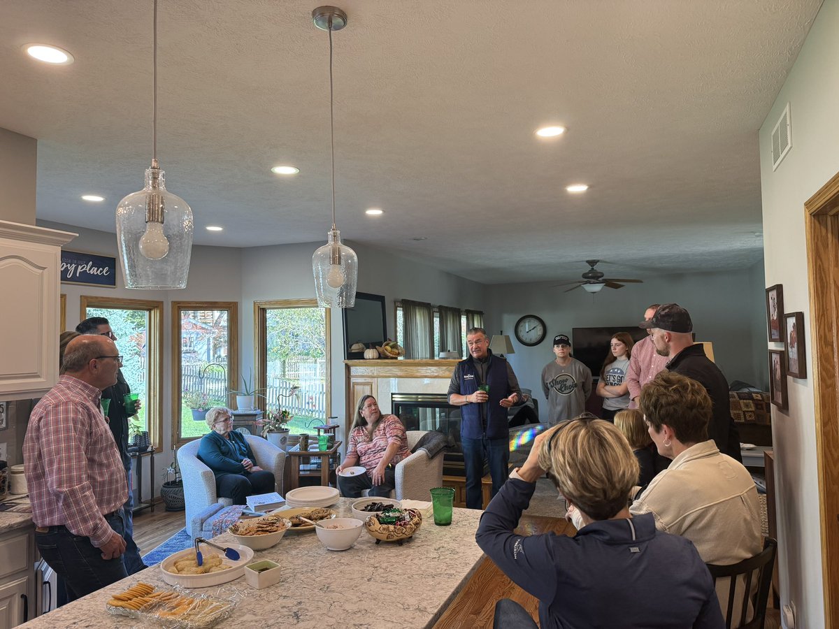 DonJBacon's tweet photo. Thank you to Gretna Mayor Mike Evans and his wife Geni for hosting a meet and greet at their home this afternoon.
2 days to go, and we are running through the tape!
Make a plan to vote! 🗳️🥓🇺🇸 https://t.co/PHh86IRmkh