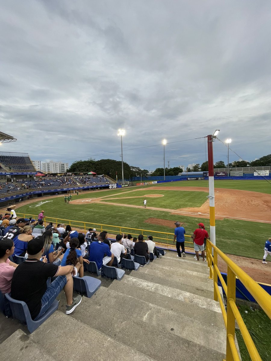 CARIBEsports's tweet photo. ¡Así luce el estadio 18 de junio para el primer juego de Vaqueros de Montería🤠en casa ante Toros de Sincelejo🐂!
Vívelo por Caribe Sports News a través de Facebook live⚾️ https://t.co/12hv17wrUI