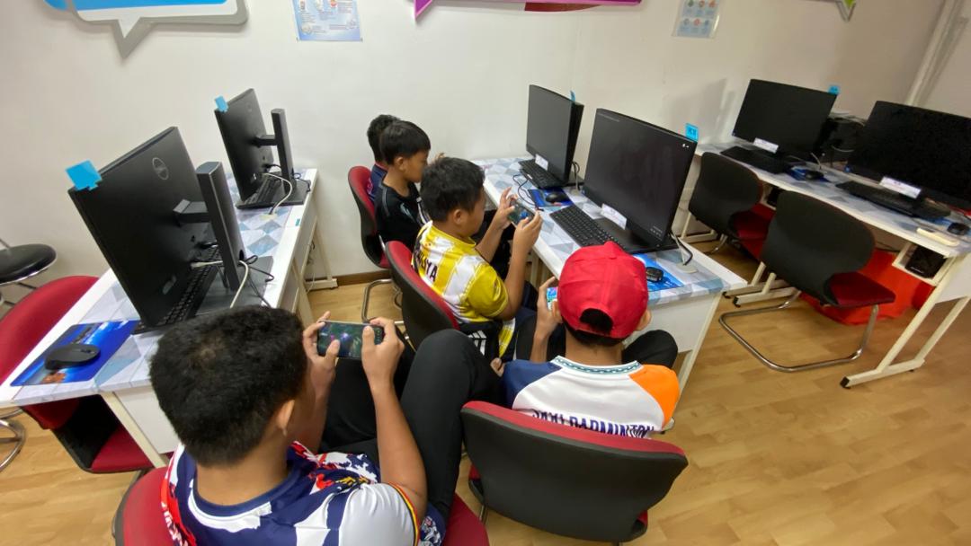 NADIIgan's tweet photo. Pertandingan MLBB Peringkat Negeri Sarawak (NADI)

#NADIIgan
#MLBB https://t.co/9elpAUMKDy