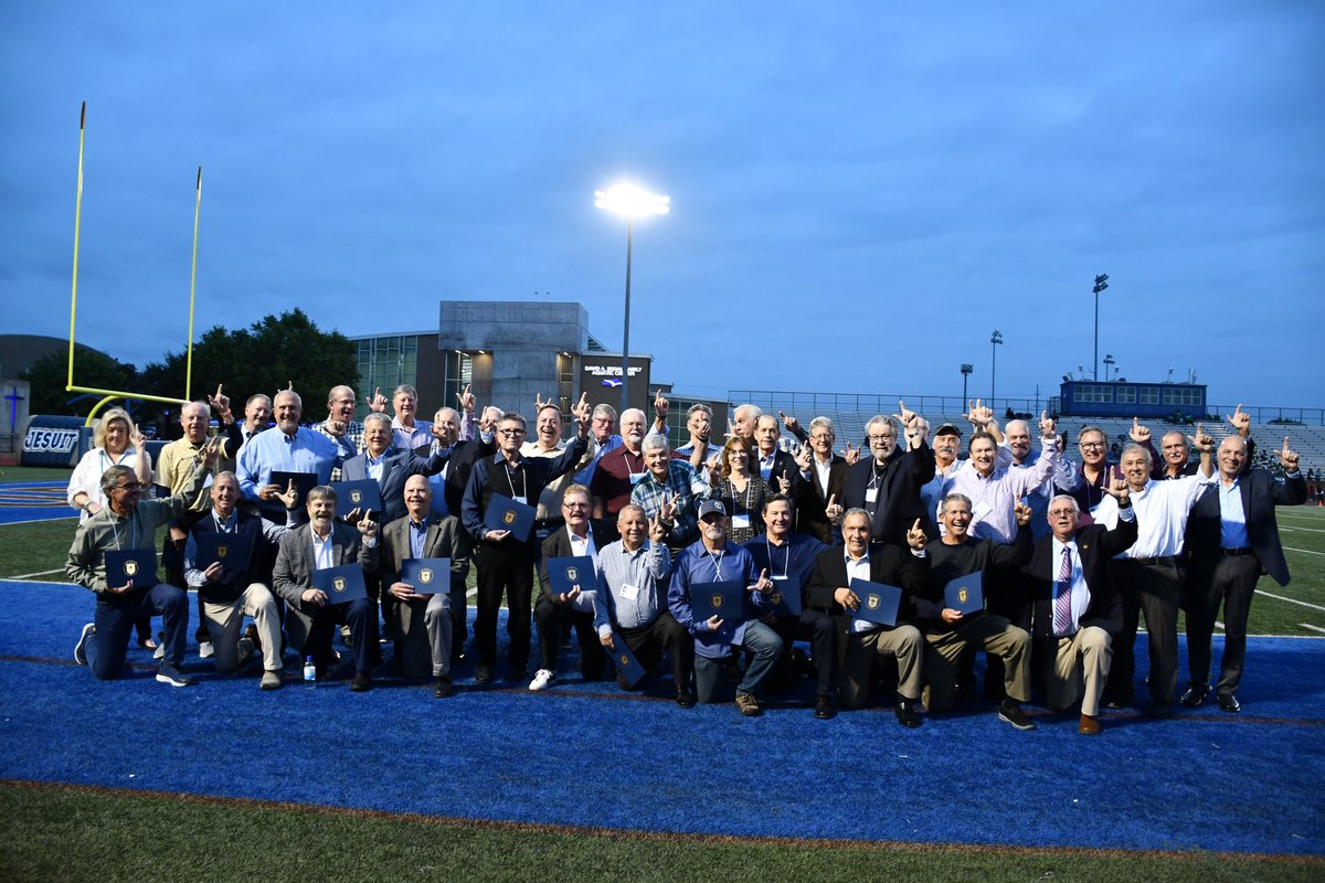 Jesuit Dallas Alumni tweet media