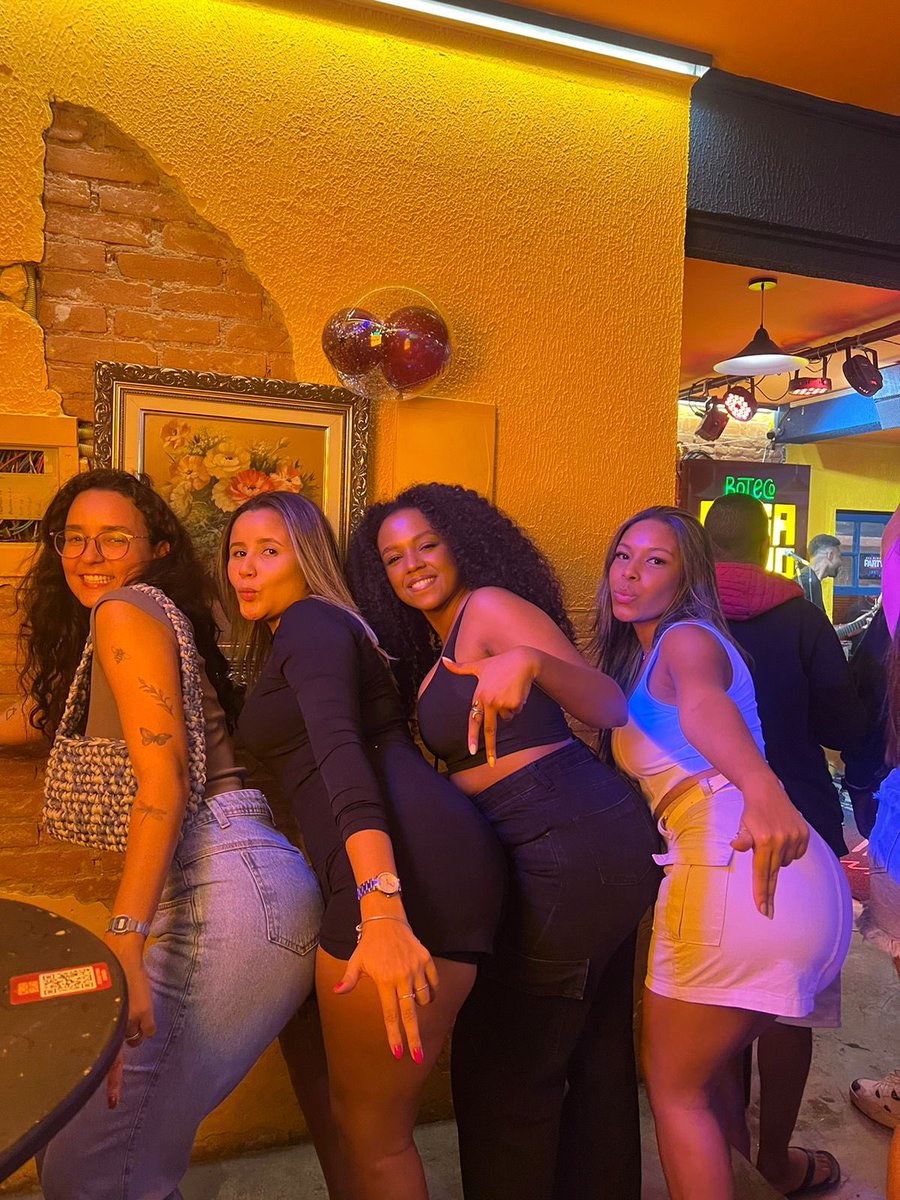 semeaop's tweet photo. Amo elas ❤️ https://t.co/tzezrXhvMp