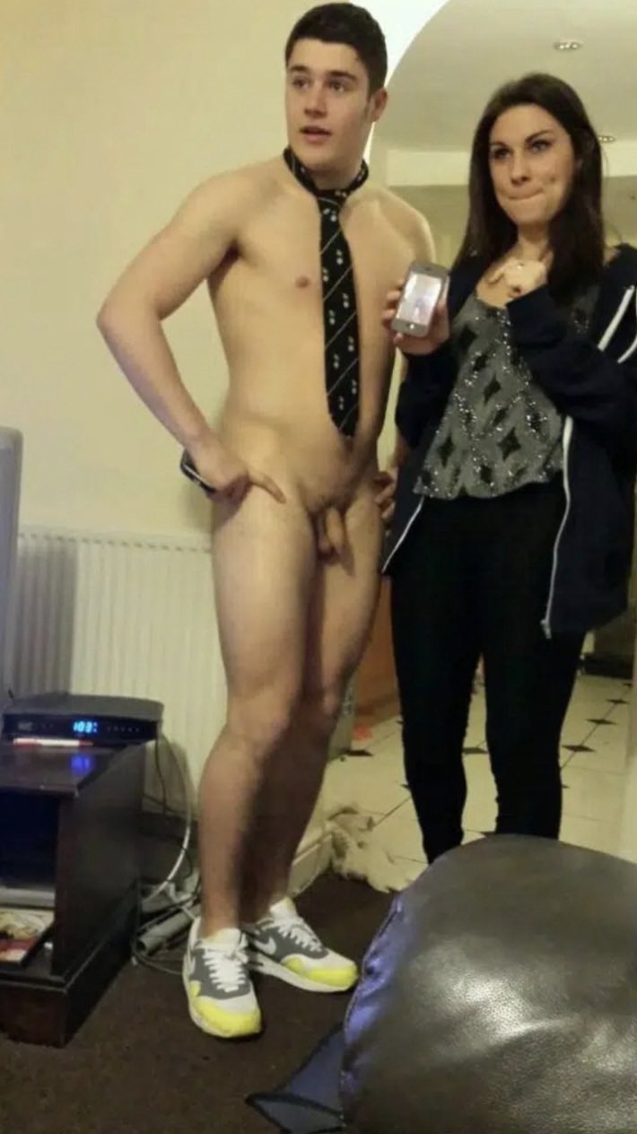 embarrassednude female Embarrassed Nude Captions (@ENFENMCaptions) / X