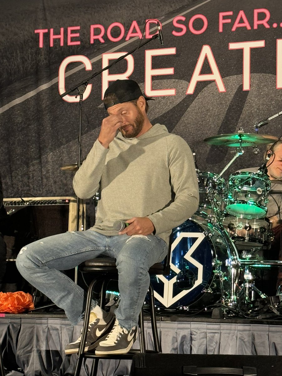 dugindeep96's tweet image. J2 panel 

#spncon #chicon