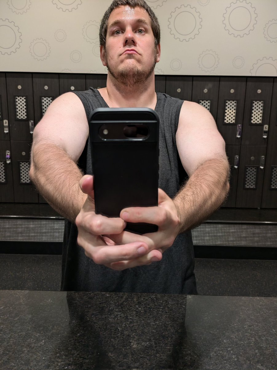 ross_write's tweet image. Gym after work