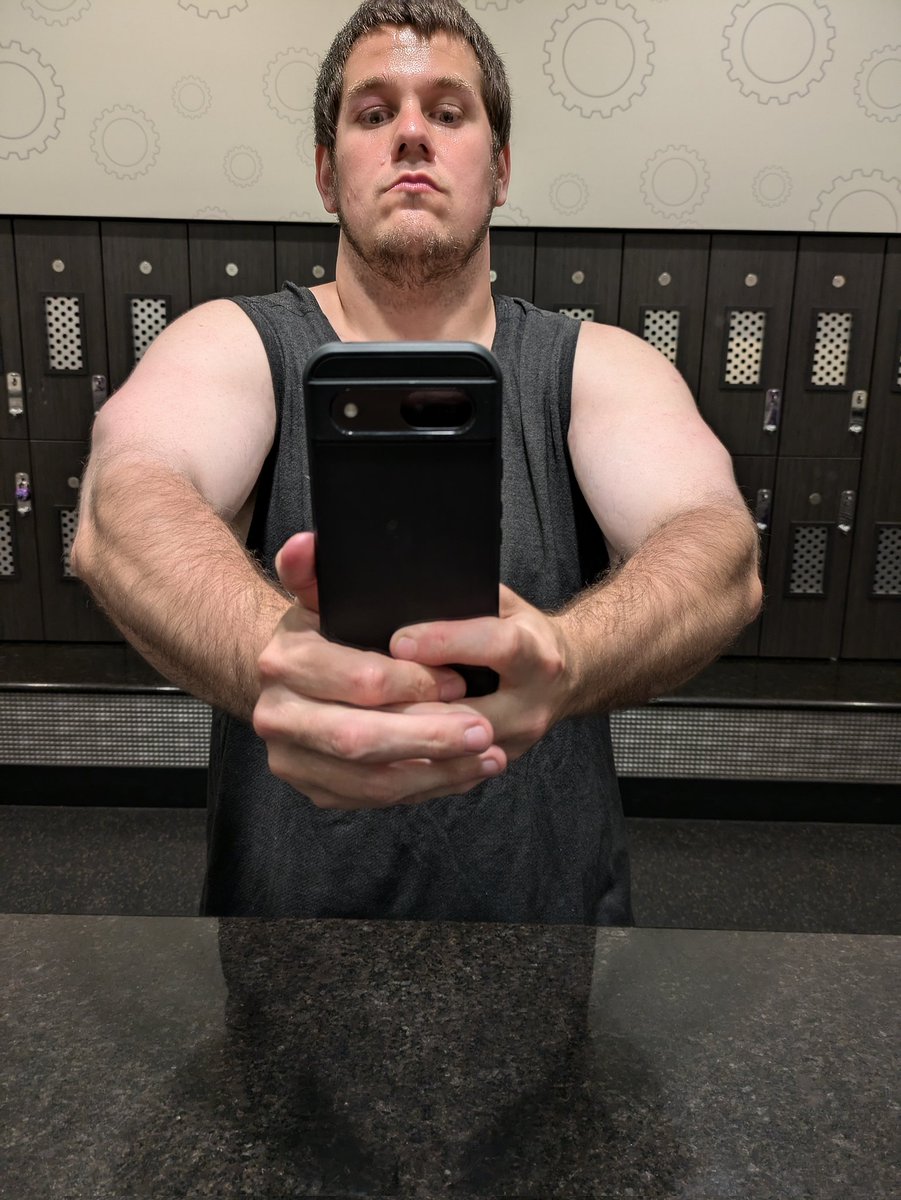 ross_write's tweet image. Gym after work