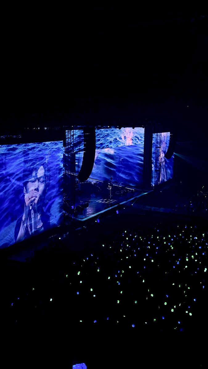 DoDangO2OI's tweet image. 노래하는 도영이를 응원하는 일은 너무 행복한 일이야 🍀🍀💫