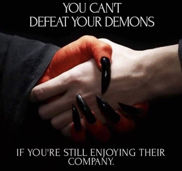 GwinLeanne's tweet image. Listen to the demonic minions who have destroyed our country!

The politicians who are the  #EnemyWithin and their puppet supporters, Pedowood actors!

Not one of these people is a decent, salt-of-the-earth American Patriots. They are  #EnemiesOfThePeople  #EnemiesOfAmerica
and