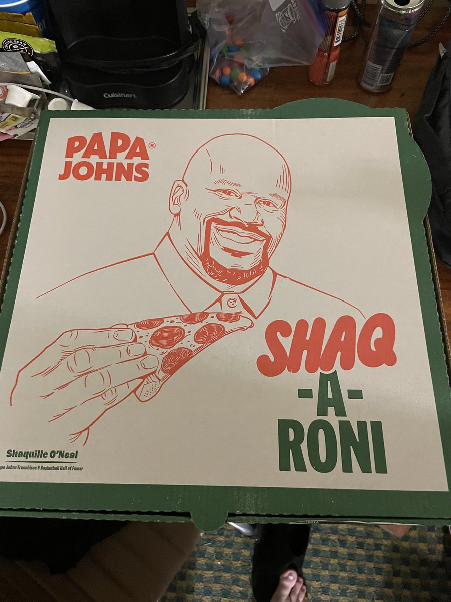 The furpoc Shaq Papa John’s box is too much for me rn did not expect to see Shaq’s face on my za
