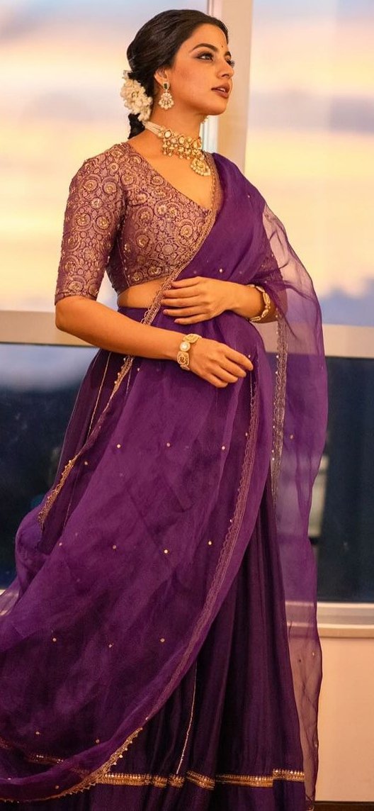 Tesla_ASI's tweet photo. π―#NikhilaVimalThread
π―#MeeraNandanThread
#NikhilaVimal
#MeeraNandan https://t.co/M6iyaAPH5e