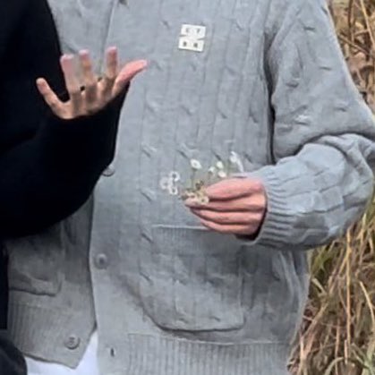 seeeesky's tweet image. เอาช่อใหญ่ๆมาให้น้องไม่ได้เดี๋ยวออกมาจัดช่อใหญ่ให้นะ ฮื่ออ ชีก็รักของชีอะเนาะ