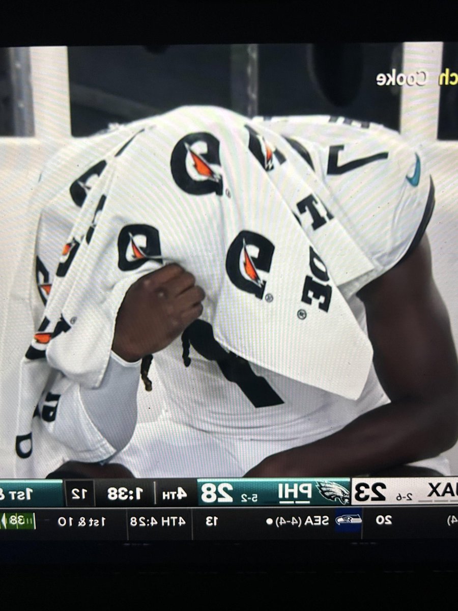 JVillainsPod's tweet image. Seeing BTJ like this makes me want to SNAP

Why are we not making him the priority every single game 😡