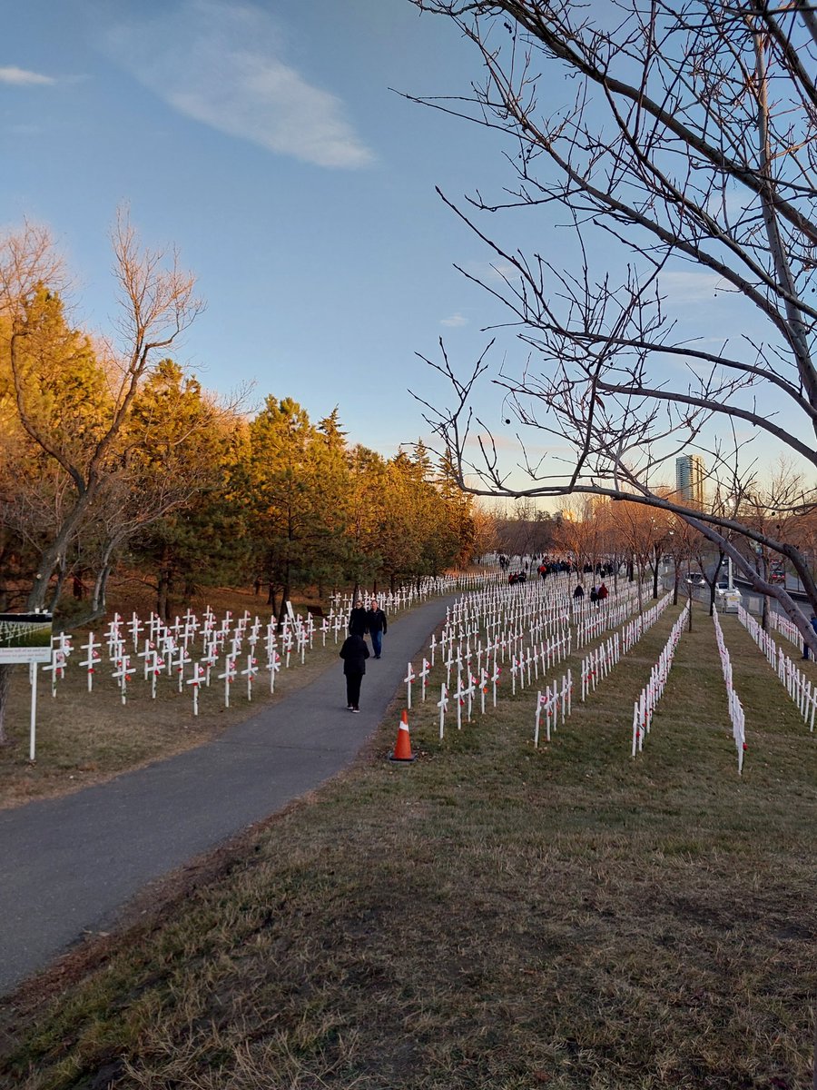 Superintendent Asif Rashid (@suptrashid) on Twitter photo Honoured to represent <a href="/calgarypolice/">Calgary Police</a> on parade at the Field of Crosses on Memorial Cross Families Day. Humbling to stand among the loved ones of Canadian Armed Forces personnel who have fallen in service to our nation.
#WeWillRememberThem Honoured to represent <a href="/calgarypolice/">Calgary Police</a> on parade at the Field of Crosses on Memorial Cross Families Day. Humbling to stand among the loved ones of Canadian Armed Forces personnel who have fallen in service to our nation.
#WeWillRememberThem