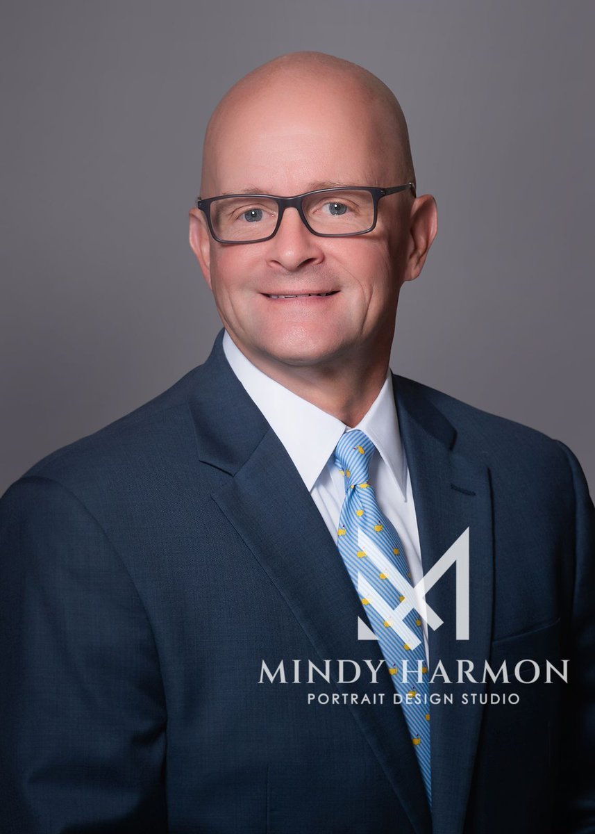 The Woodforest Wealth team was glad to see Mindy for professional headshots and Ron was great to work with!