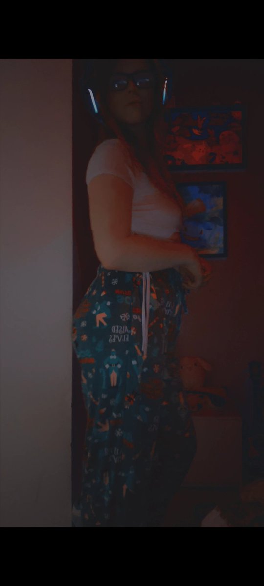 Elf pants photo dump 😋😋