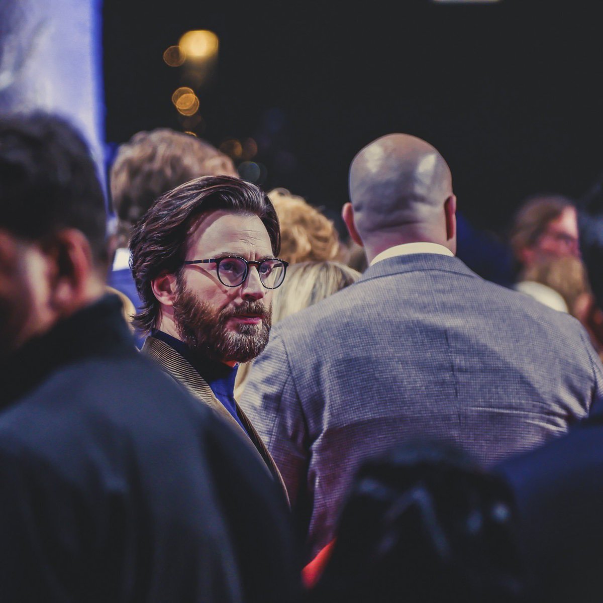 Chris Evans Chile tweet media