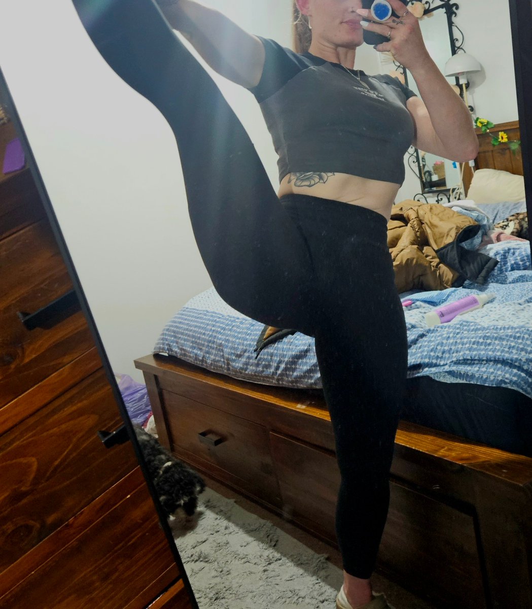 Letty317020's tweet photo. Cum stretch with me 💦🦋 https://t.co/UJImZE6c2N