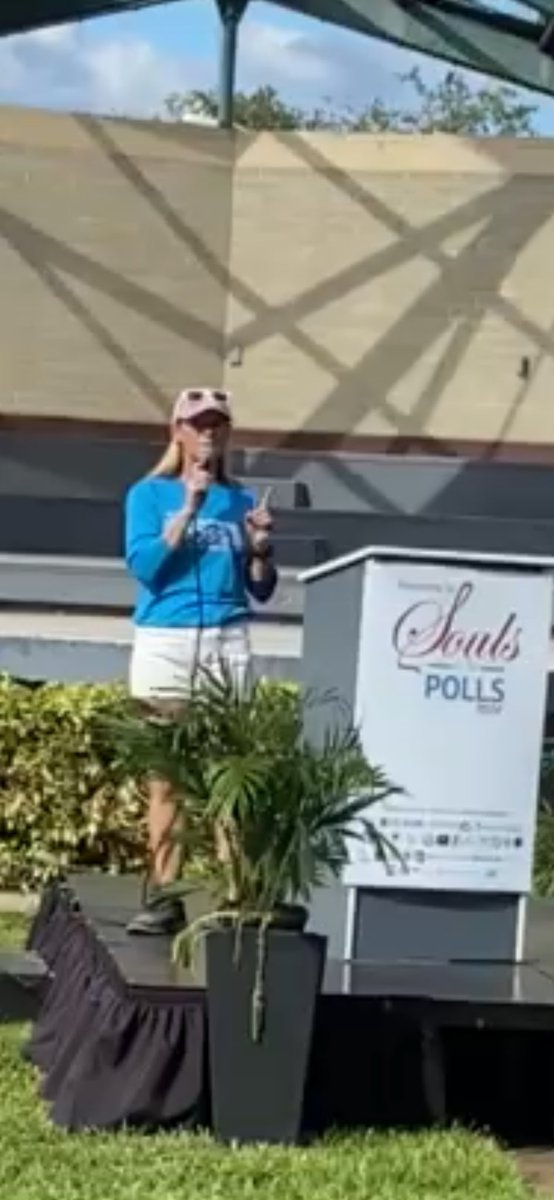 LindsayCrossFL's tweet photo. Great to participate in Souls to the Polls today and help get out the vote! 2 more days to bring it home!
#crossforflhouse #SoulsToThePolls #GOTV #gotv2024 https://t.co/6hyUa769Kh
