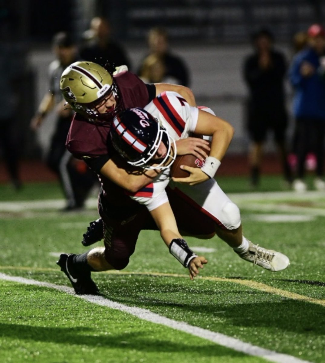 Full season highlights 
Stats: 
46 tackles 
15 tackle for loss
10 sacks 
1 FG block 
2 punt blocks

hudl.com/v/2QZ44F 
@350by50 <a href="/Coach_Britton/">Coach Britton</a> <a href="/AnthonyLugay/">Anthony lugay</a> <a href="/JimCordle63/">Jim Cordle</a> <a href="/NewAlbanyFB/">New Albany Football</a> <a href="/SammyCoach/">Coach Samanich</a>