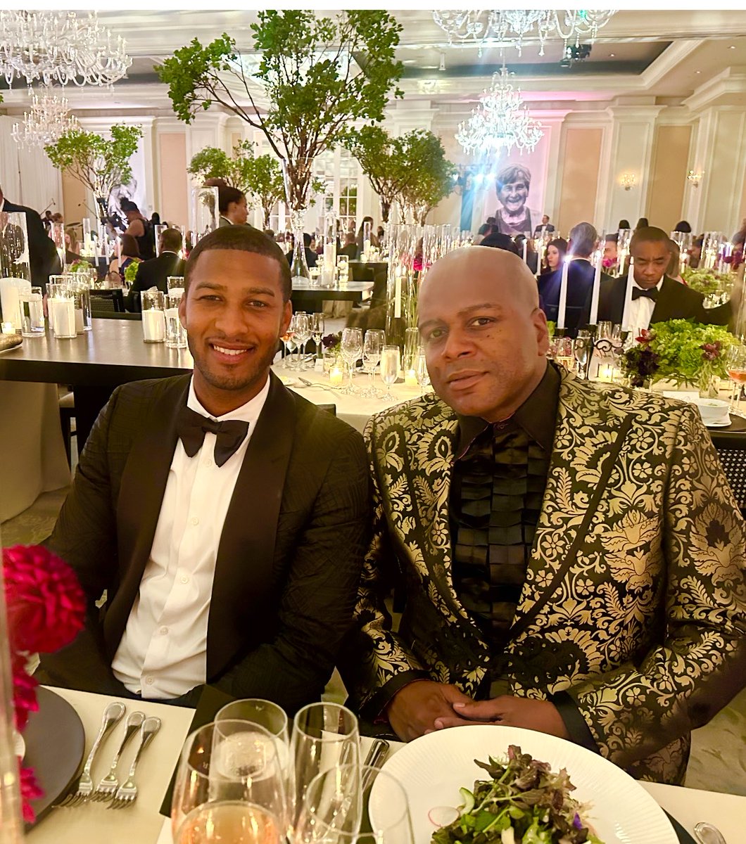 bmh1973's tweet image. One last post from Friday Night 36th Annual Meals On Wheels charity Gala ⁦@StRegisAtl⁩ with my little bro ⁦@iamwesleyadams⁩  #Aseatatthetable