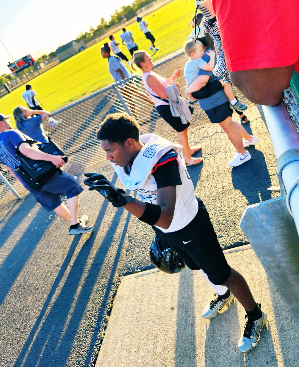 Braylen_w1's tweet image. 8th grade football pictures🏈