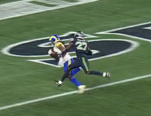 XBierGoggle's tweet photo. #Rams win https://t.co/AQHEYwBZBF