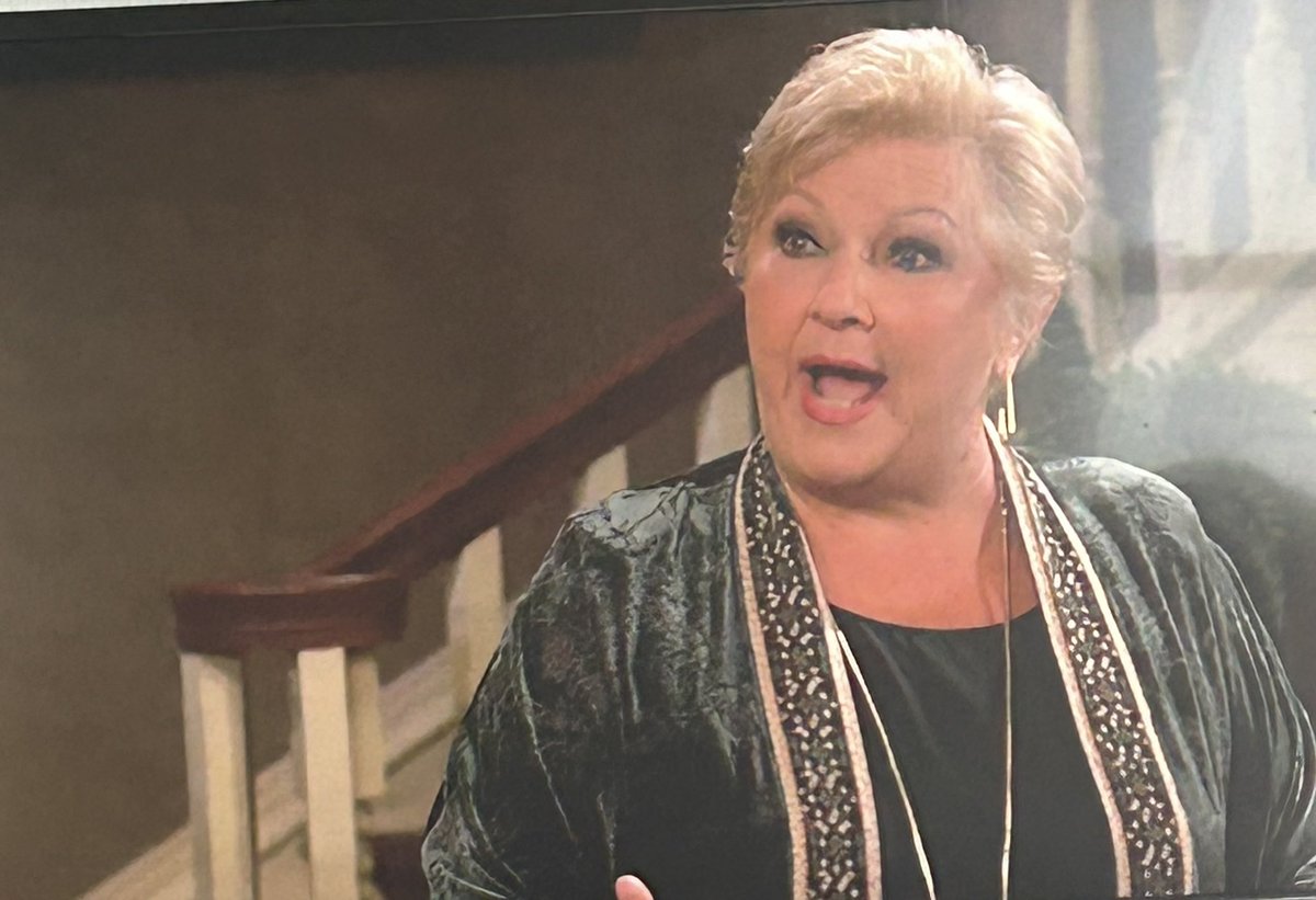 Melissa Poklemba tweet media