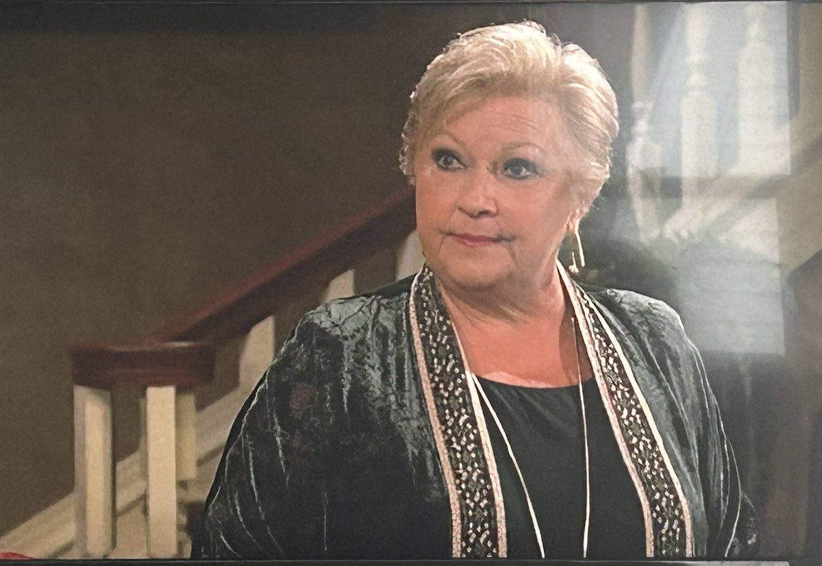 Melissa Poklemba tweet media