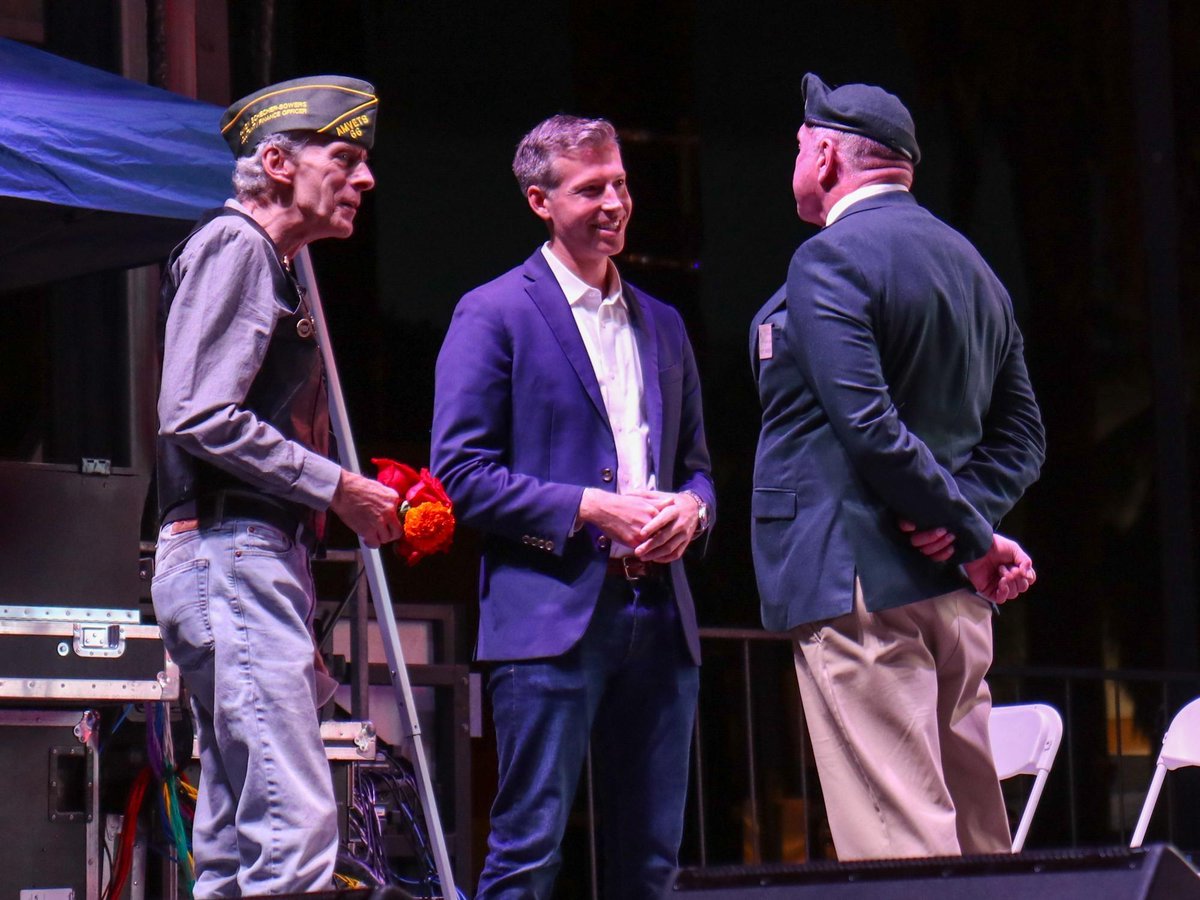 It was an honor to join the Palm Springs Pride festival for a wreath laying ceremony with Riverside County veterans. In Congress, I will always put country over party and ensure our veterans have access to the benefits that they've earned.