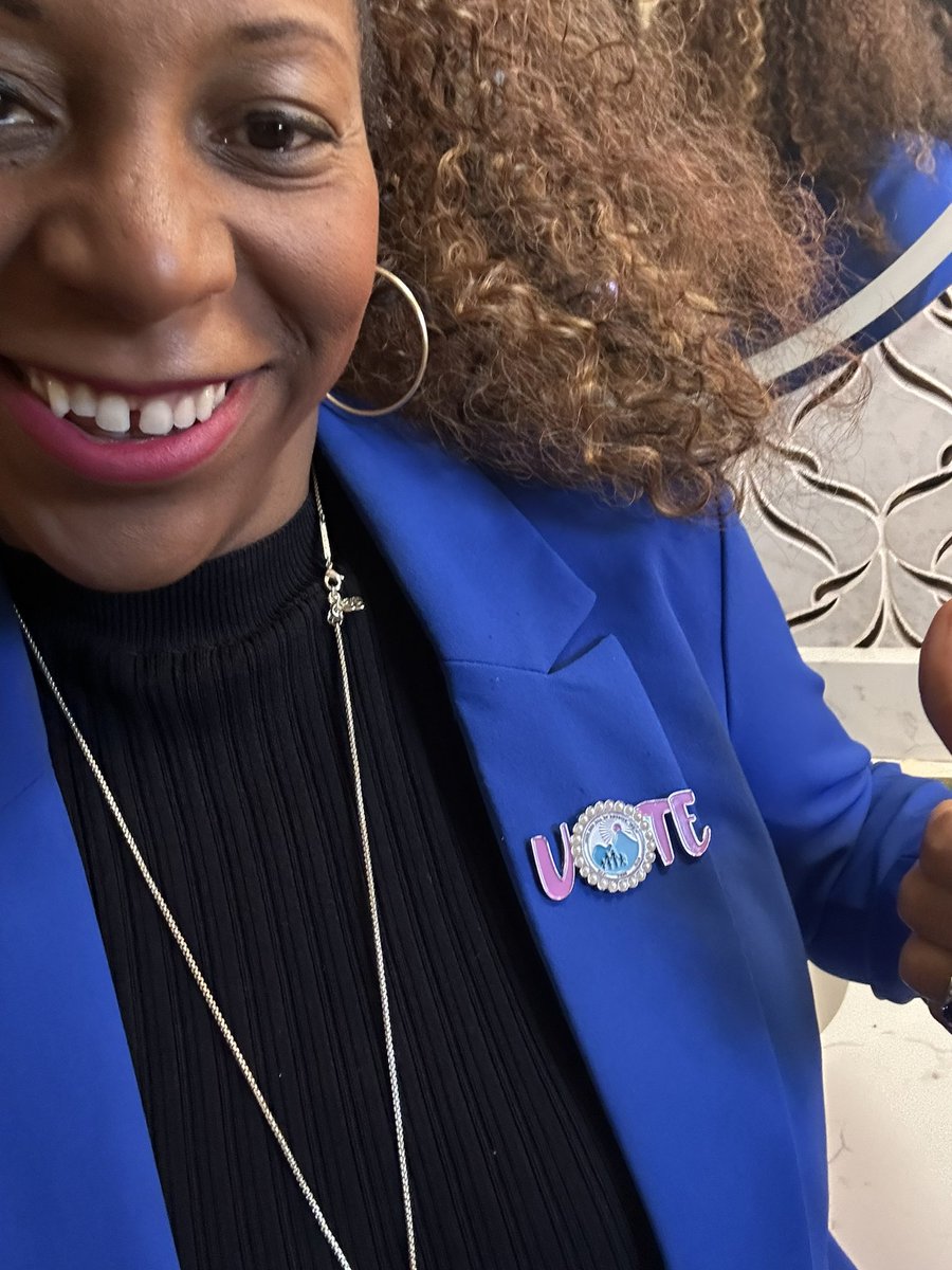 Lovely__Blessed's tweet photo. @WinWithBLKWomen @JackandJillInc @Evangels4Harris Vote 🗳️ for #KamalaHarris #MadamePresident #jjoavotes #Kamala4President https://t.co/RwAlJSTdhZ