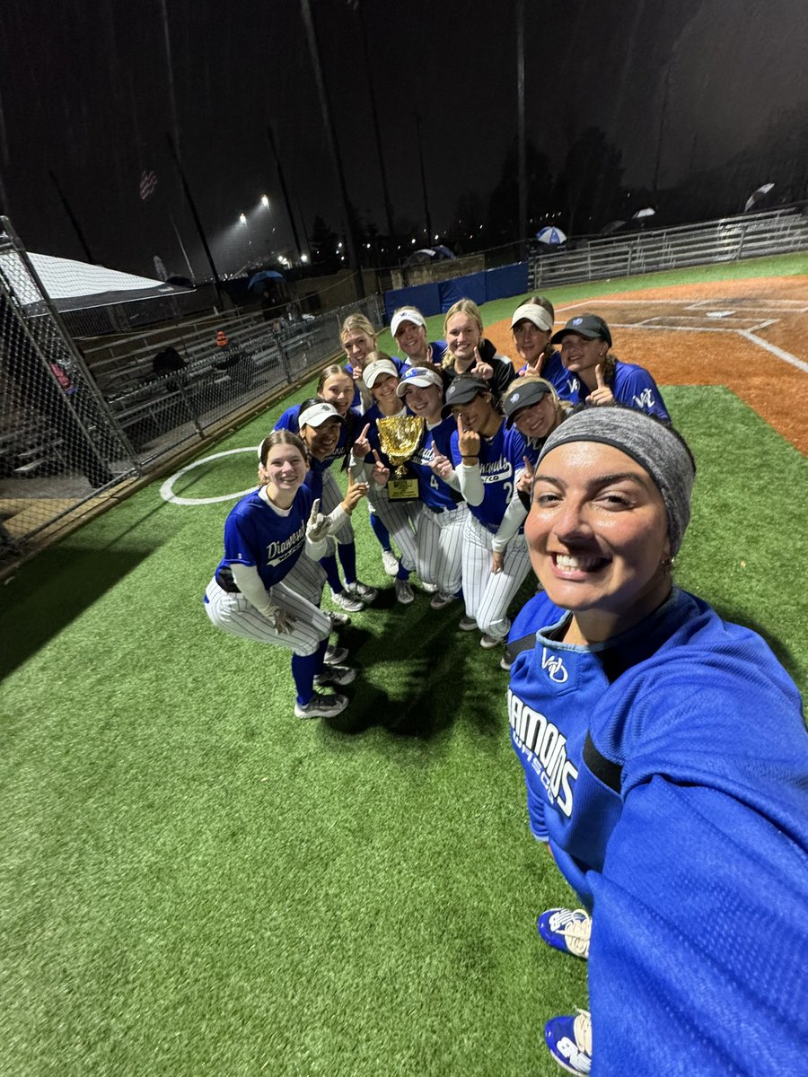 Wasco Diamonds 18UHA (@diamonds18uha) on Twitter photo 6 Wins 🙌
1st Seed in our pool ☝️
56 Hits🥎
41 SO by our Pitching Staff ⭕️
5 💣s
<a href="/lilly_konen1/">Lilly Konen</a> 17th Birthday 🥳
& some hardware! 🏆 6 Wins 🙌
1st Seed in our pool ☝️
56 Hits🥎
41 SO by our Pitching Staff ⭕️
5 💣s
<a href="/lilly_konen1/">Lilly Konen</a> 17th Birthday 🥳
& some hardware! 🏆