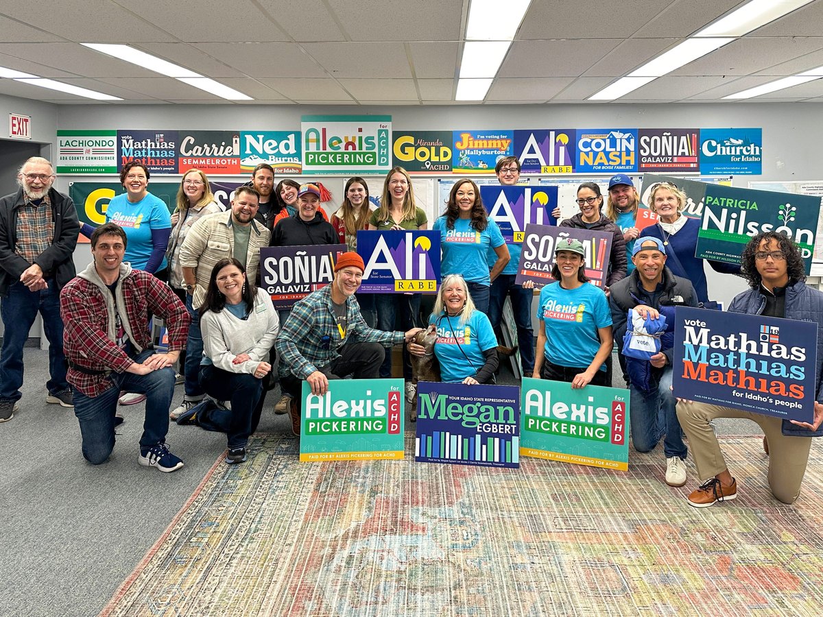 We're working hard to get some great candidates across the line.

If you've been feeling pre-election anxiety, this is the antidote. Don't wake up Nov 6 with regrets, join us!

Happening now, till polls close on Election Day.
1348 S. Vista Ave.
Shifts at 9am, noon, 3pm, and 6pm