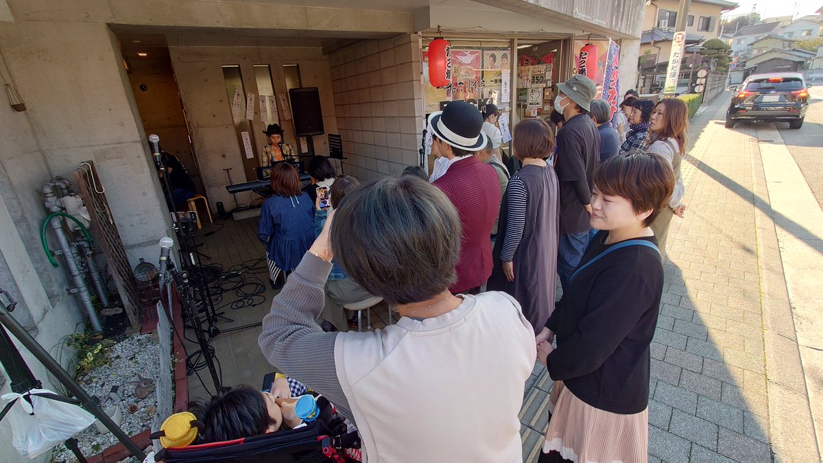 sai19751222's tweet photo. 「第1回 たこ焼きBECK！五ニ文化祭」参加された皆様お疲れ様でした!!

2024年11月3日開催「第1回 たこ焼きBECK！五ニ文化祭」配信録画はリンクから見れます☆

Part1
https://t.co/CkpXTyea4k

Part2
https://t.co/Ln0ldWjBcS

Part3
https://t.co/US5lanBcWF

#たこ焼きBESK #五二祭 #五日市 #広島 https://t.co/BLH3ne3Khm