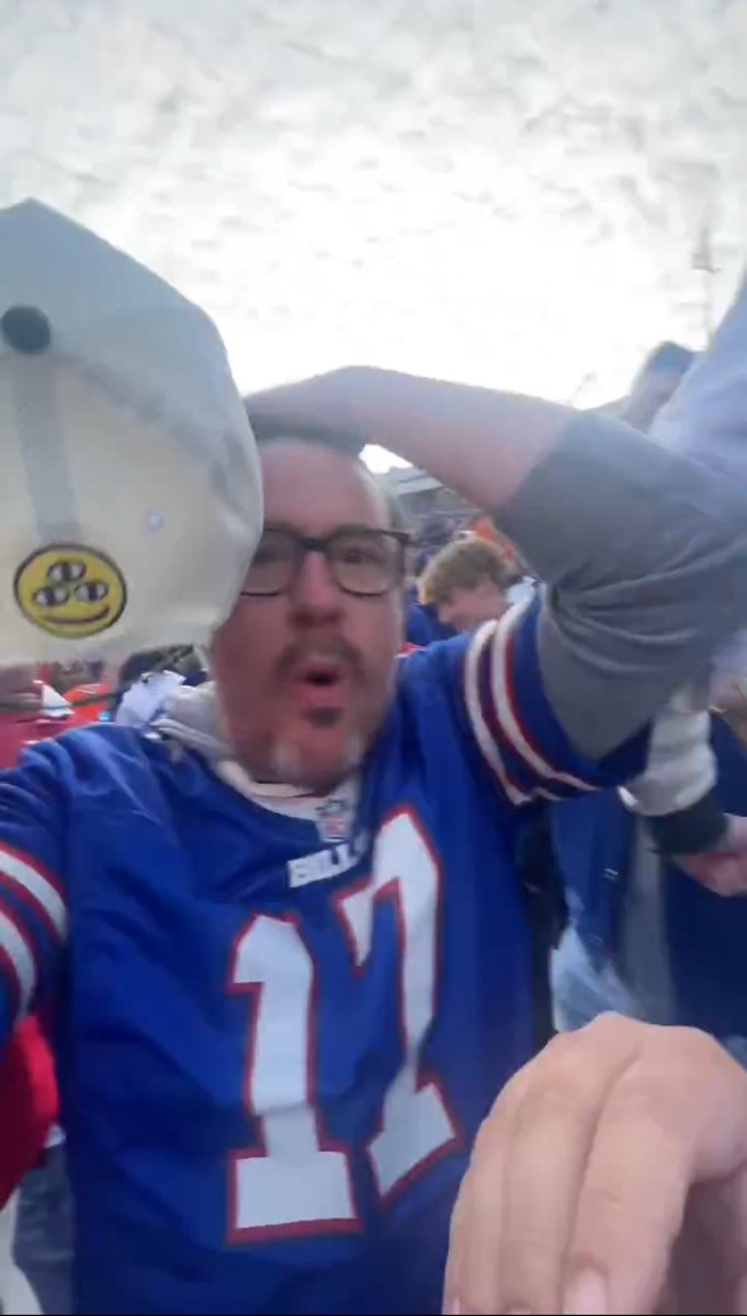 Great Lakes Separatists (@dgwusports) on Twitter photo 