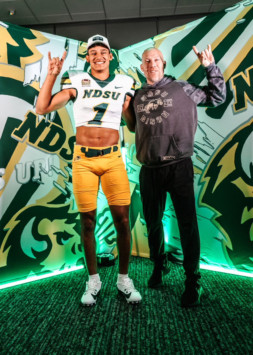 Preston Brown tweet media