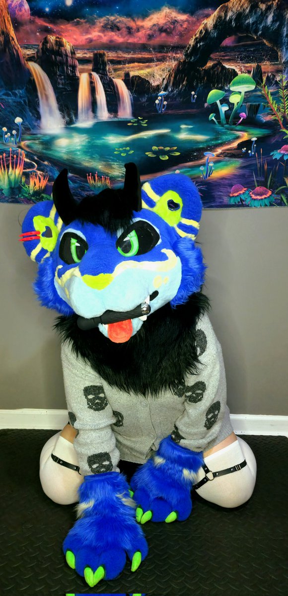 NavinSabertooth's tweet photo. Should this kitty get more toys to play with~ 💦
☆
☆
Dildos:
-Tentacle 
-VispaX (pink/blue)
-Magga Ruby (red)
-White and black Vibrators
☆
☆
#softsuiter #furry #furries #furrys #furrynsfw #furrylewd #furryfandom #furrycommunity #dildo #dildos #adulttoys #Tentacle #nsfw #Lewd https://t.co/cXqSCLe1Im