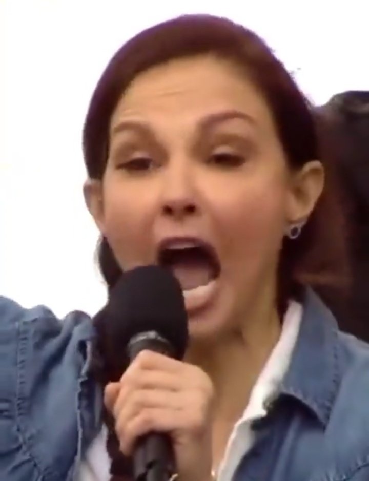 ramos4ny's tweet photo. Ashley Judd Powerful Anti-Trump Message while supporting Kamala Harris!!!

https://t.co/lSOH01bSKA https://t.co/6AHZZRkaL9