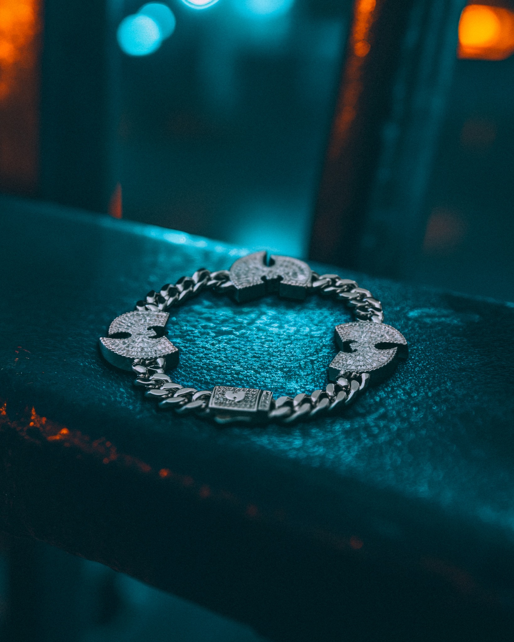 送税込【WU-TANG x KING ICE】8mm WU-TANG LOGO BRACELET☆(2色