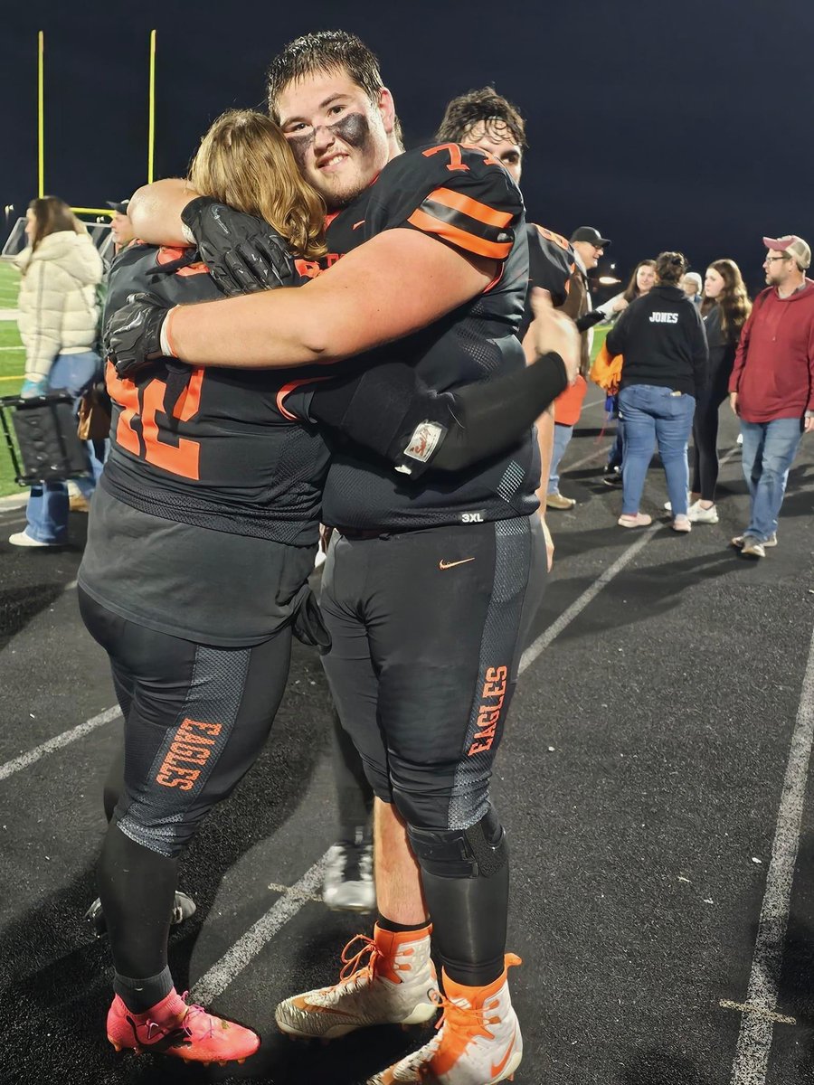 Couldn't imagine a better way to spend 4 years of my life. Thankyou to all the coaches who spent their time to make me and all my brothers great athletes and even better men!  Thankyou North Olmsted!! <a href="/NOFBpersist/">NO Eagles Coach B</a> <a href="/BGLIII/">Ben Lyons</a>  <a href="/Sonnytutundzic/">Sonny Tutundzic</a>  <a href="/deancullup1/">dean cullup</a>
