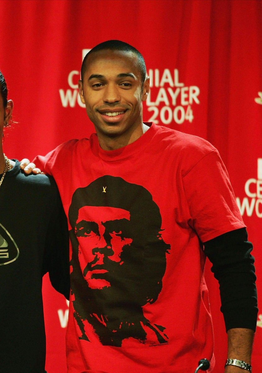 "He leído el diario que escribió en Bolivia. Es un hombre al que admiro por todo lo que hizo". 
             Thierry Henry, futbolista francés