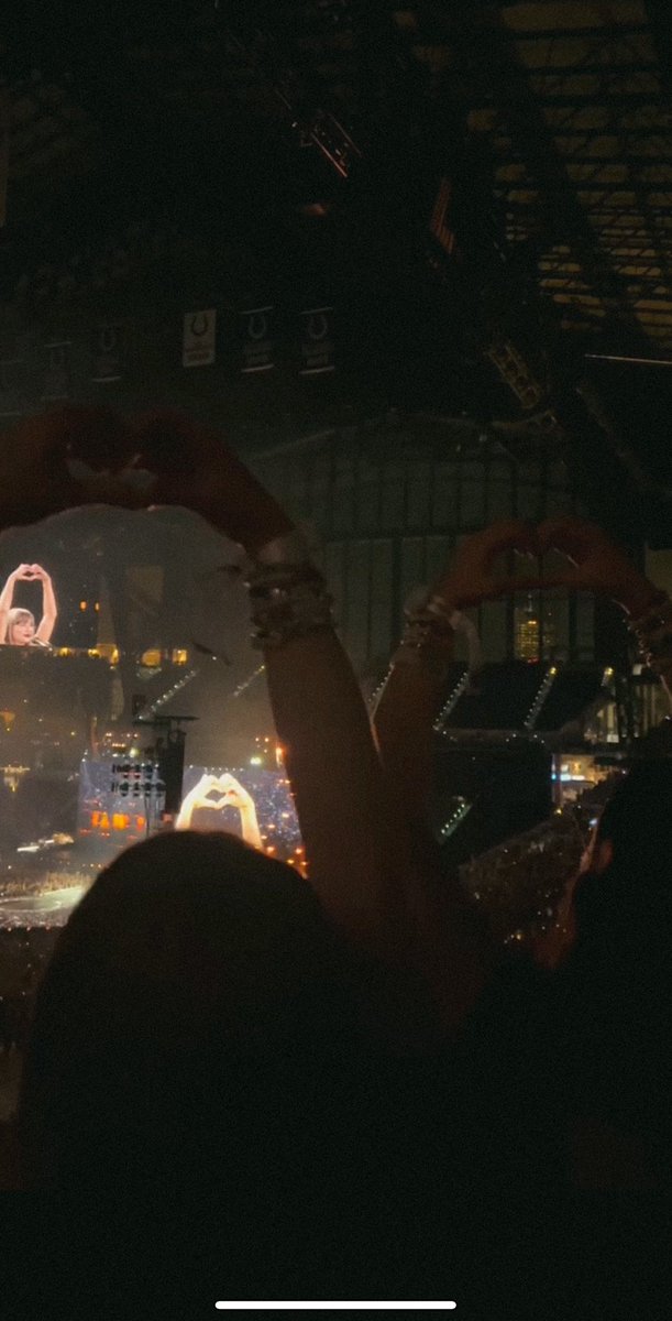 kerramanor's tweet photo. @taylornation13 Me and my sister have been trying to see this show for 2 years and Taylor for the first time as fans since we were just girls🥲 Indy N1 healed our inner child. Thank you for this Taylor 🫶🏼 @taylornation13 https://t.co/3afv60JoPz