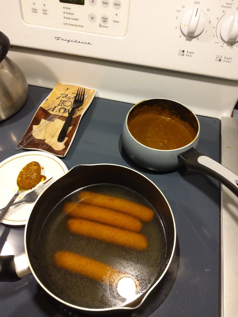 Andy Hollis tweet media