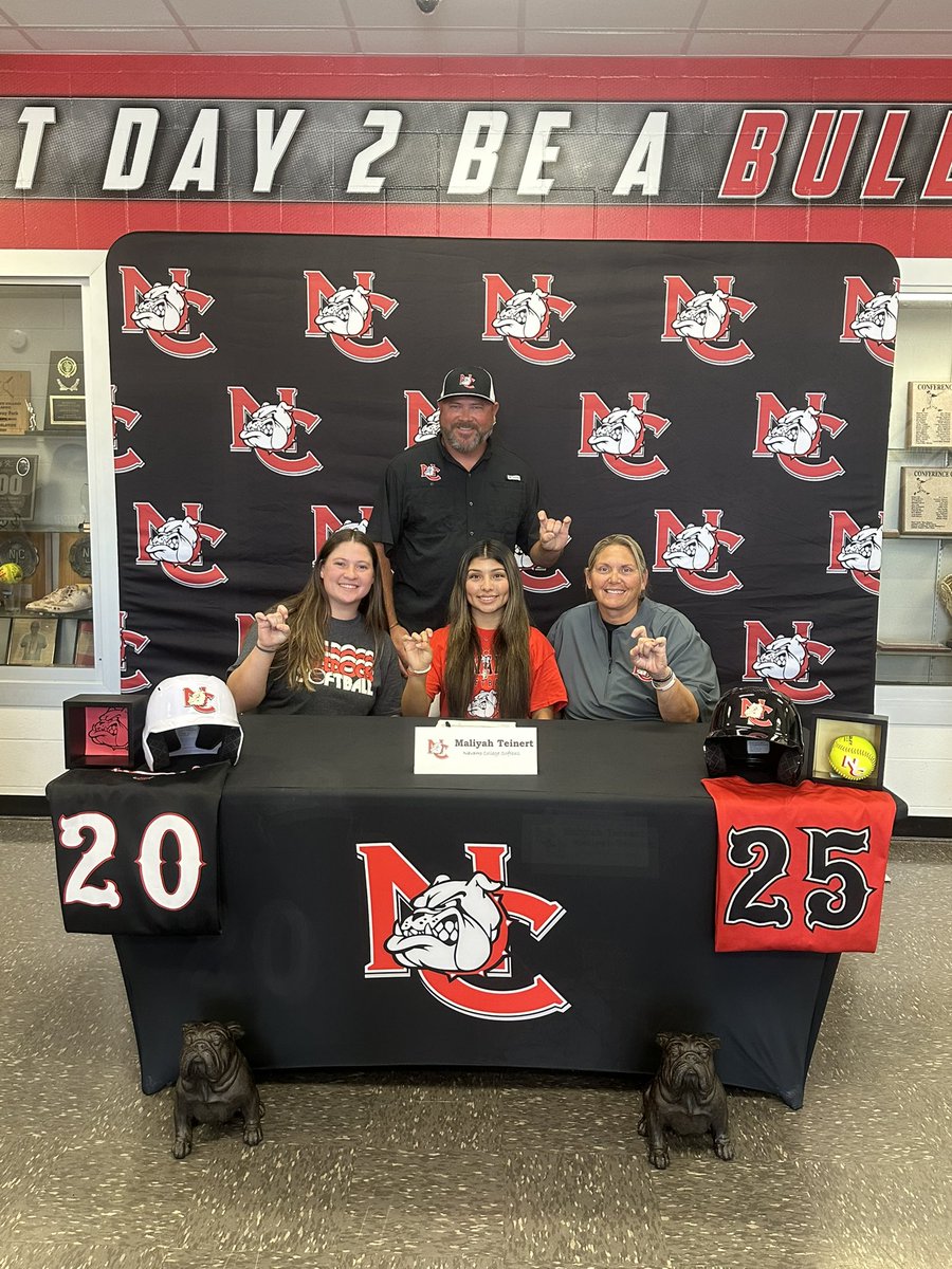 Maliyah Teinert 25โ ๐ฅ (@maliyah_13) on Twitter photo ITโS OFFICIAL!! Thank you Coach K and <a href="/tunnell_wesley/">Wesley Tunnell</a> for making this day so special! I canโt wait for this new chapter of my life! Go Dawgs! ๐พโค๏ธ ITโS OFFICIAL!! Thank you Coach K and <a href="/tunnell_wesley/">Wesley Tunnell</a> for making this day so special! I canโt wait for this new chapter of my life! Go Dawgs! ๐พโค๏ธ