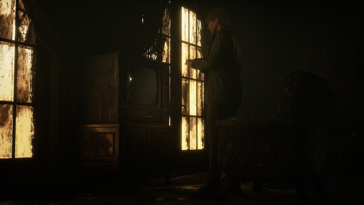 Trappsteg's tweet photo. It's been a few days now since I beat Silent Hill 2 Remake and I'm still obsessively thinking about it. 
Some parts were less than stellar but damn if it's not near perfect for me. The community engagement has actually been so fun to follow.🤌 https://t.co/Si3WbgU2SL