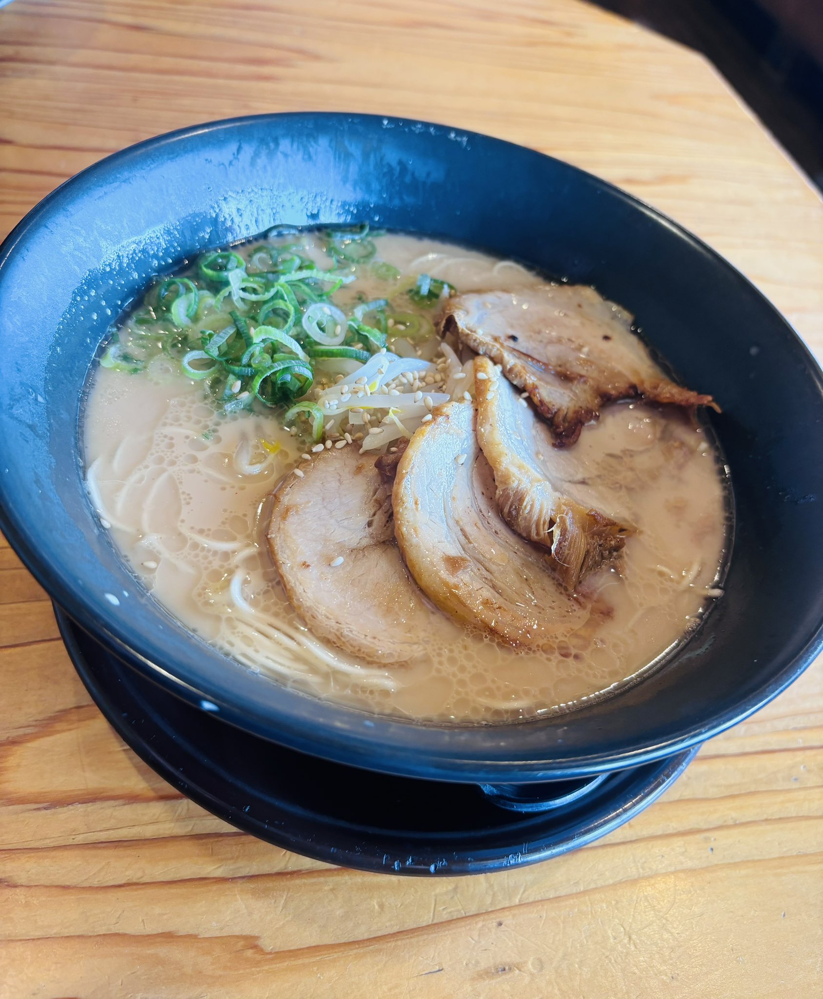 ラーメン大好きさま専用 ラーメンつづき | ド乳化濃厚豚骨ラーメン | こんにちは