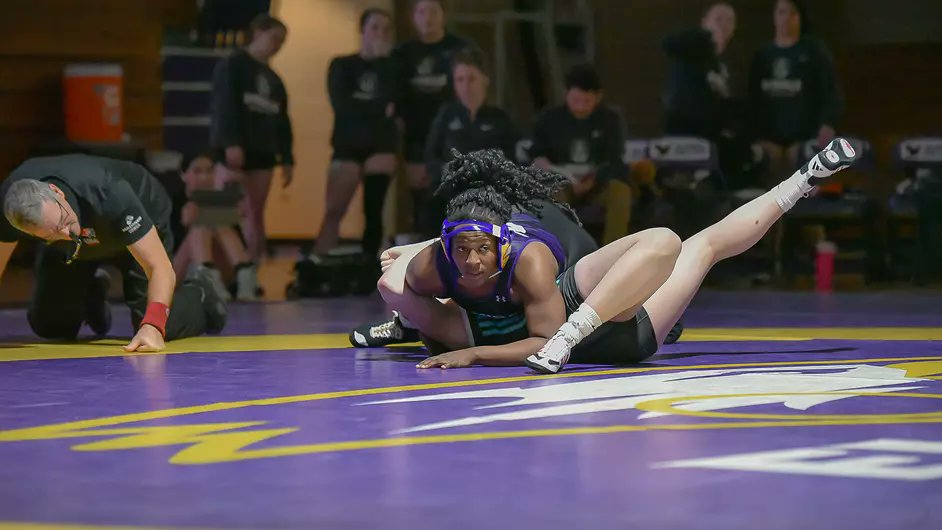 Women’s Wrestling Opens Season with Seven Podium Finishes at ESU Open

📰: rebrand.ly/k8sf7cl